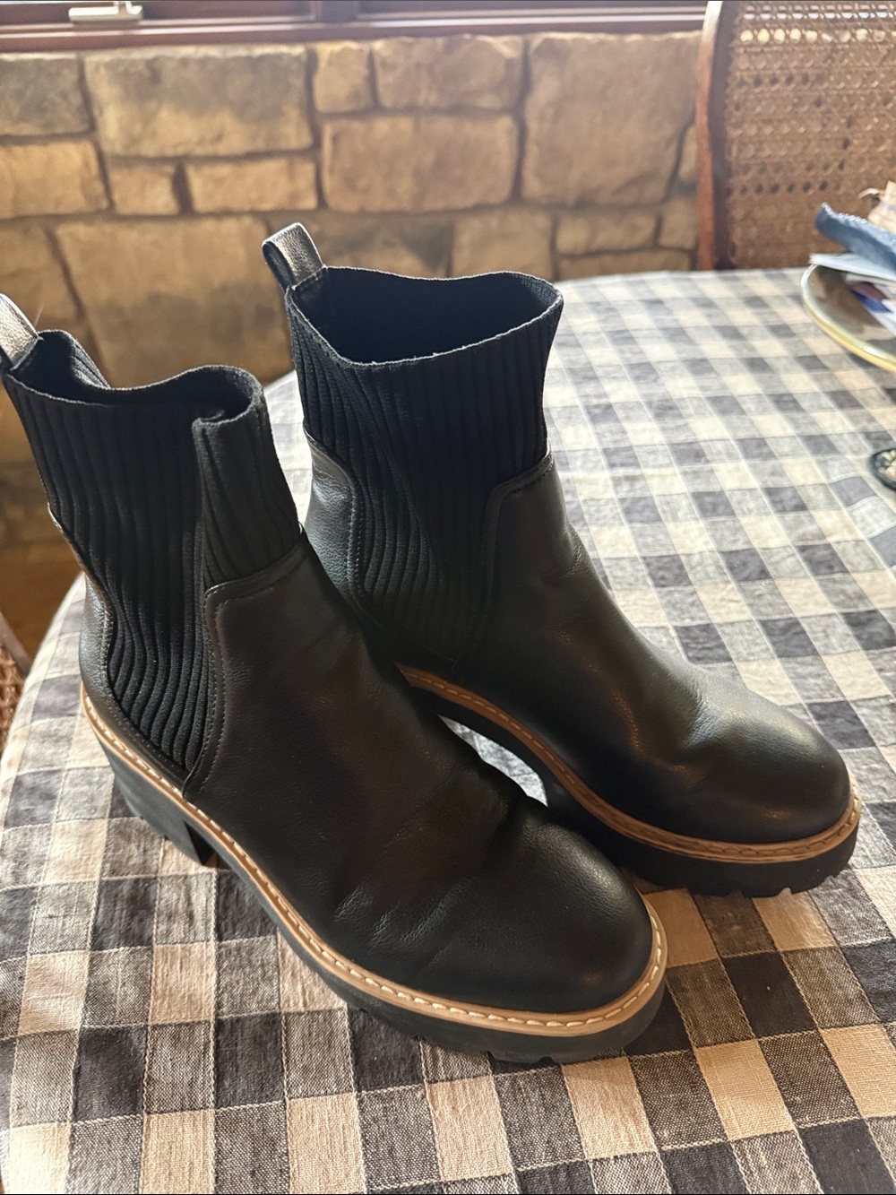 DOLCE VITA WOMENS CHELSEA BOOT BLACK CHUNKY HEEL SIZE 8